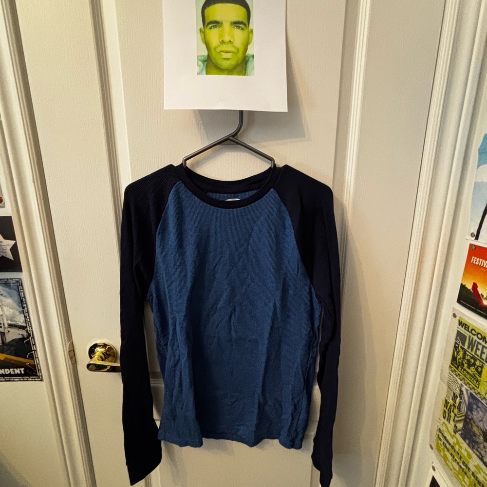 Old Navy Blue and Black Long Sleeve Tee